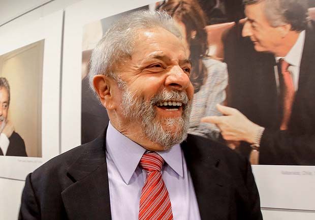 Lula tem 52% dos votos válidos e venceria no 1° turno, mostra agregador de pesquisas