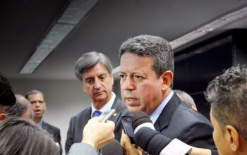 "Não há vencedores nem vencidos", diz Arthur Lira após renúncia de presidente da Petrobrás