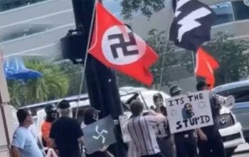 Nazistas desfilam em frente a evento nos EUA que contou com Eduardo Bolsonaro e Trump (vídeo)