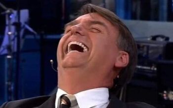 Bolsonaro obriga postos a exibirem preços dos combustíveis antes e depois de teto para ICMS