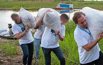 Ex-presidente da Caixa obrigou funcionários a comer pimenta e Manacapuru e carregar sacas de açaí em Codajás