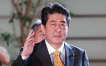 Morre o ex-primeiro-ministro japonês Shinzo Abe baleado em campanha eleitoral