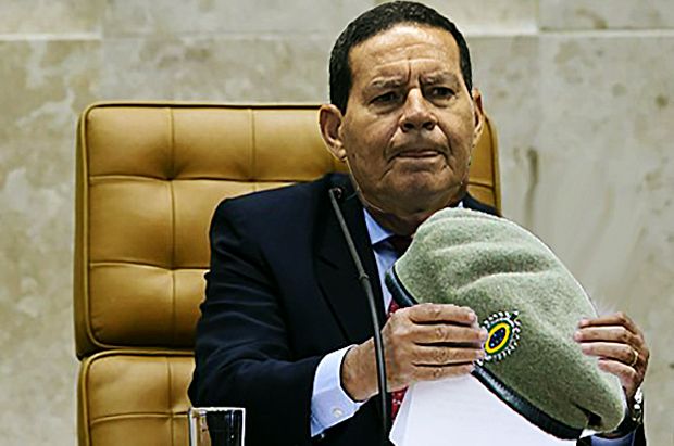 Serafim Corrêa tira sarro de Mourão que prometeu e não fez a BR-319: "agora deveria comer a boina"