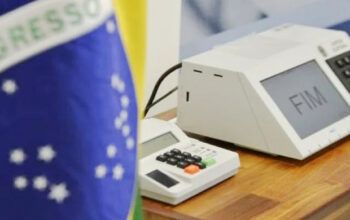 Carta em Defesa da Democracia une de lavajatistas a esquerdistas