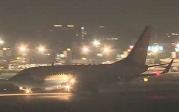 Pelosi pousa em Taiwan, desafia a China e coloca o mundo diante de novo conflito