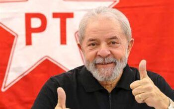 Lula salta 7 pontos entre a classe média e ultrapassa Bolsonaro, diz Ipec