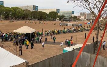 Acampamento golpista em Brasília pede intervenção no STF neste 7 de setembro