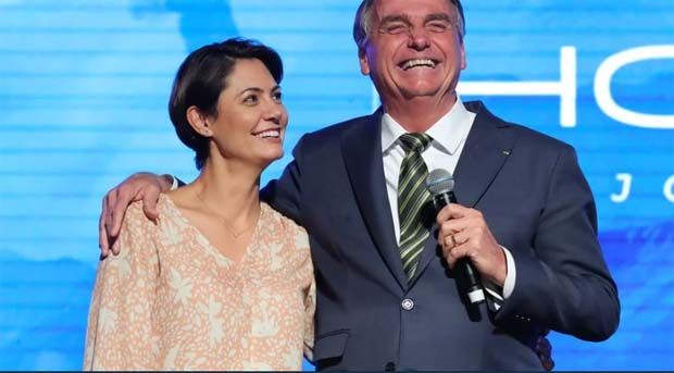 Bolsonaro cortou 90% da verba de combate à violência contra a mulher; ouça paródia (mulher) do Adnet