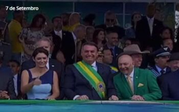 Bolsonaro participa de desfile no DF sem os chefes dos demais Poderes