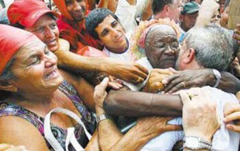 Datafolha: Lula amplia vantagem entre mais pobres e está 33 pontos na frente de Bolsonaro