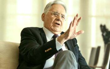 FHC deve publicar nota contra reeleição de Bolsonaro, diz Folha