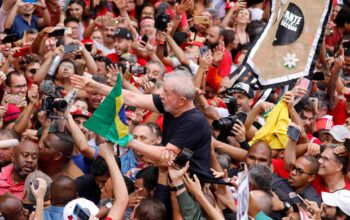 Ipec: Lula sobre 1% e vai para 48% contra Bolsonaro, estacionado nos 31%