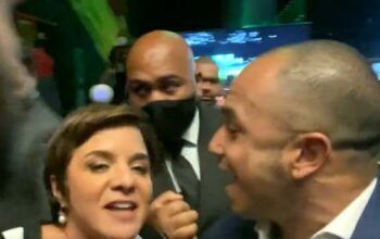 “Não irão me intimidar”, diz Vera Magalhães após ataque de bolsonarista em debate