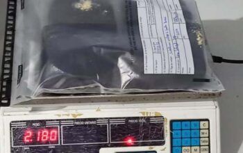 PF apreende 2kg de cocaína em Tabatinga na embarcação FB Esmeralda