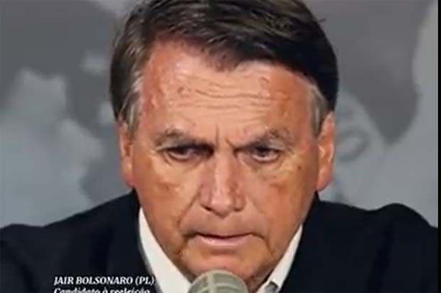 VÍDEO: Em tom melancólico, Bolsonaro diz que vai passar a faixa e “se recolher” se perder eleição