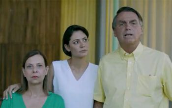 Bolsonaro grava vídeo pedindo desculpas a venezuelanas alvo de fala pedófila