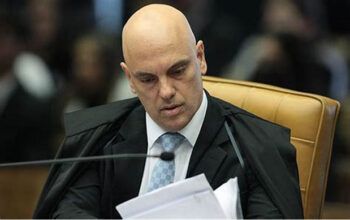 Moraes determina suspensão do inquérito contra empresas de pesquisa