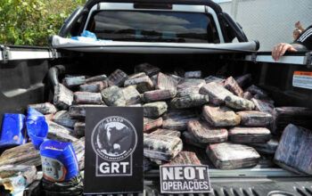 Ação policial apreende 400kg de maconha e oxi na zona leste de Manaus