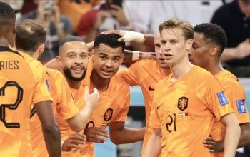 Holanda supera Qatar em ritmo de treino e avança em 1º no Grupo A da Copa