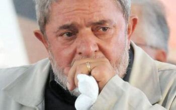 Presidente eleito, Lula fez cirurgia para retirada de lesão na laringe