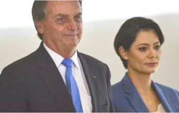 Caiu 1º primeiro sigilo de 100 anos de bolsonaro; governo Lula divulga nomes de quem visitou Michelle Bolsonaro no Alvorada