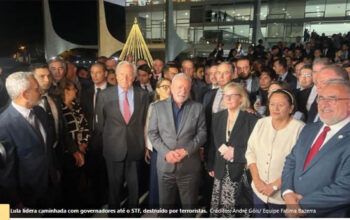 Lula lidera caminhada com governadores até o STF, destruído por terroristas