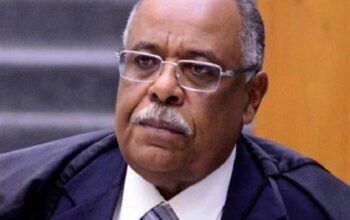 Ministro do TSE inclui minuta golpista em ação aberta contra Bolsonaro