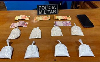 Mulher é presa em Boca do Acre com 8 sacos de cocaína