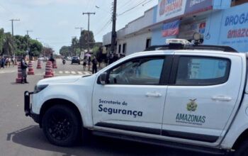 Mulher de 51 anos é presa pelos crimes de tráfico de drogas e associação para o tráfico