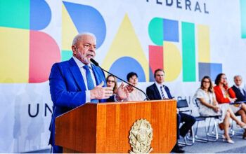 Bolsa Família volta maior e mais abrangente para acabar com a fome e a miséria, diz Lula