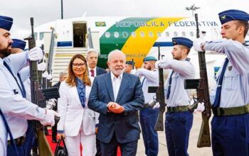 Presidente Lula desembarca em Lisboa com previsão de assinar mais de 10 acordos