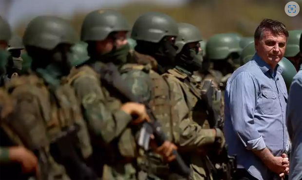 TCU diz que militares gastaram com Bolsonaro dinheiro do combate à Covid em salgadinhos e picanha