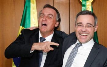 André Mendonça vota pela rejeição de denúncia contra 200 golpistas de 8 de janeiro