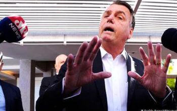 Em 2020 Bolsonaro disse que “jamais” entregaria seu celular: “Só se fosse um rato” - veja vídeo