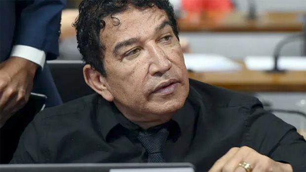 PGR pede abertura de inquérito no STF por fala de Magno Malta sobre Vini Jr.