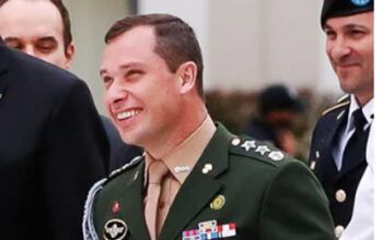 Polícia Federal encontra certificados de vacinação falsos na casa do ex-auxiliar de Bolsonaro