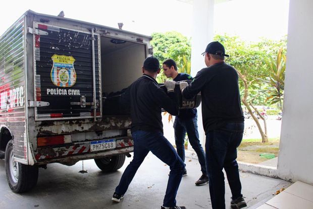 Cabo da Polícia Militar e sargento da Marinha morrem em troca de tiro na saída de boate