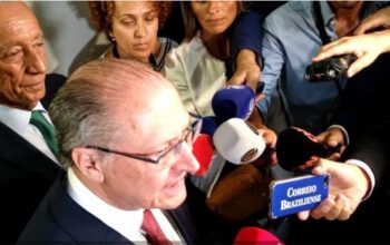 "Eleição de Lula salvou nossa democracia", diz Alckmin em Lisboa - vídeo