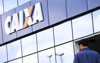 Agências da Caixa abrirão uma hora mais cedo para Dia do Desenrola