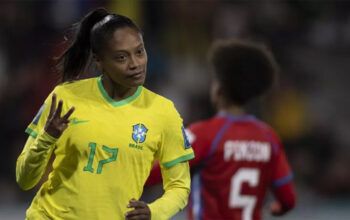 Com show de Ary Borges, Brasil faz 4 a 0 no Panamá em estreia na Copa