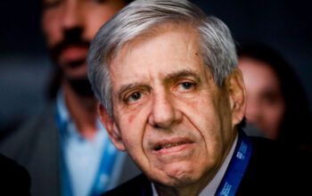 General Heleno mentiu ao Congresso sobre uso de aviões da FAB pelo clã Bolsonaro