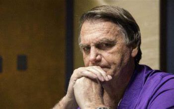 Racha do PL na votação da reforma tributária expõe desgaste de Bolsonaro