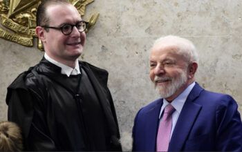 Cristiano Zanin toma posse no STF em cerimônia com Lula, Lira e Pacheco