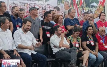 PT oficializa apoio a Boulos para prefeitura de São Paulo e abre mão de candidatura