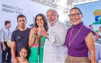Lula decide que beneficiário do Bolsa Família não precisará mais pagar parcelas do Minha Casa Minha Vida