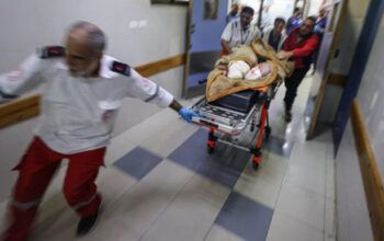 Ataque a hospital em Gaza deixa ao menos 500 mortos