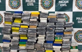 PF faz operação contra policiais que desviaram 280 kg de cocaína no RJ