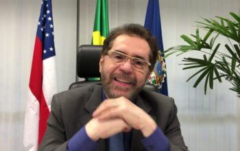 Plínio Valério e mais 23 senadores votaram pela extinção das cotas raciais em instituições de ensino federais