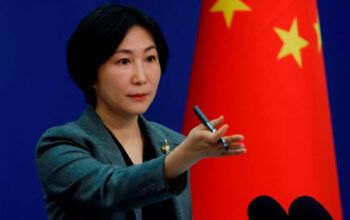 Atacada por Milei durante a campanha presidencial argentina, China parabeniza vitória do ultraliberal