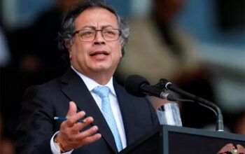 Dia triste para a América Latina, diz Gustavo Petro sobre a vitória do fascista Javier Milei